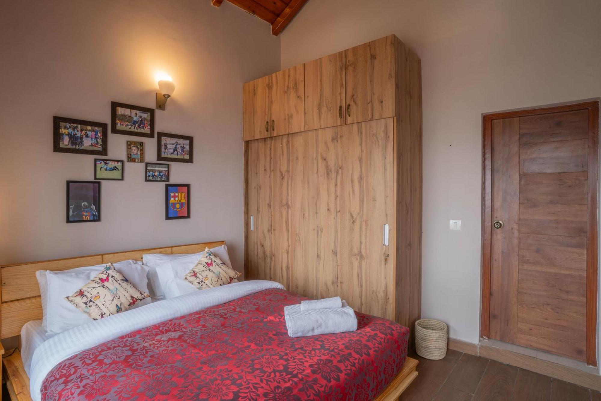 Hostie Sahasrara-3Bhk Chalets, Majkhali, Ránikhet Kültér fotó
