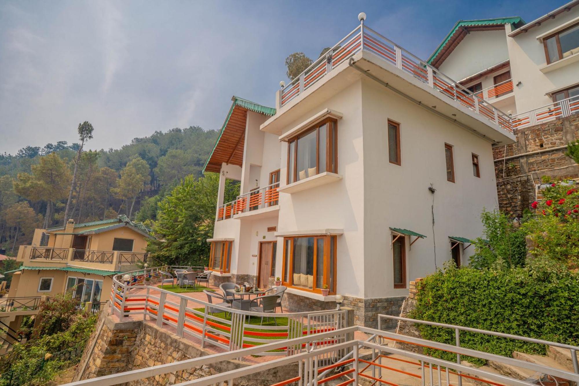 Hostie Sahasrara-3Bhk Chalets, Majkhali, Ránikhet Kültér fotó